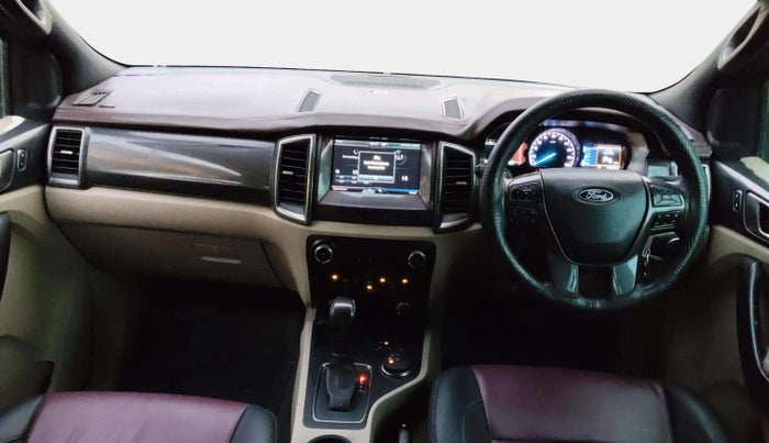 2016 Ford Endeavour TITANIUM 3.2 4X4 AT, Diesel, Automatic, 1,10,543 km, Dashboard