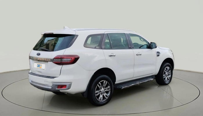 2016 Ford Endeavour TITANIUM 3.2 4X4 AT, Diesel, Automatic, 1,10,543 km, Right Back Diagonal