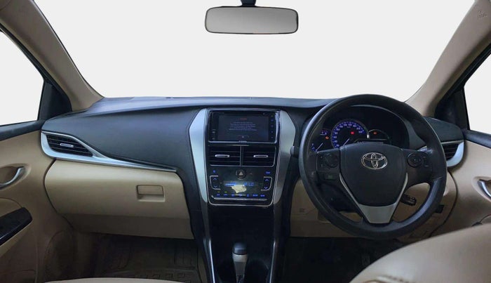 2018 Toyota YARIS V CVT, Petrol, Automatic, 76,153 km, Dashboard