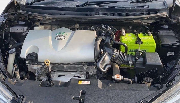 2018 Toyota YARIS V CVT, Petrol, Automatic, 76,153 km, Open Bonet