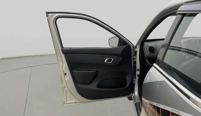 2019 Renault Kwid RXT 0.8 (O), Petrol, Manual, 27,661 km, LHS Front Door