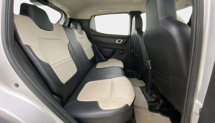 2019 Renault Kwid RXT 0.8 (O), Petrol, Manual, 27,661 km, Right Side Rear Door Cabin