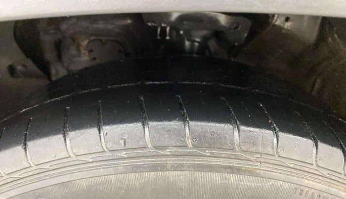2020 KIA SELTOS HTX 1.5 PETROL, Petrol, Manual, 45,271 km, Left Front Tyre Tread