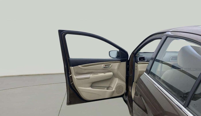 2018 Maruti Ciaz DELTA 1.5 SHVS MT PETROL, Petrol, Manual, 32,617 km, LHS Front Door