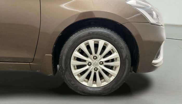 2018 Maruti Ciaz DELTA 1.5 SHVS MT PETROL, Petrol, Manual, 32,617 km, Right Front Wheel