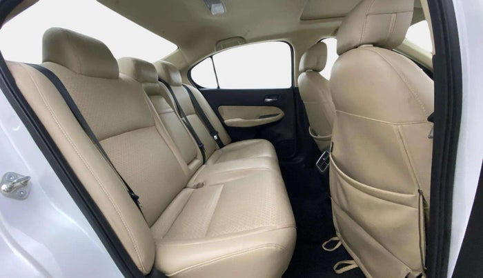2022 Honda City 1.5L I-VTEC VX CVT, Petrol, Automatic, 77,694 km, Right Side Rear Door Cabin