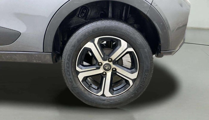 2022 Tata NEXON XZ PLUS (HS) PETROL DUAL TONE, Petrol, Manual, 56,036 km, Left Rear Wheel