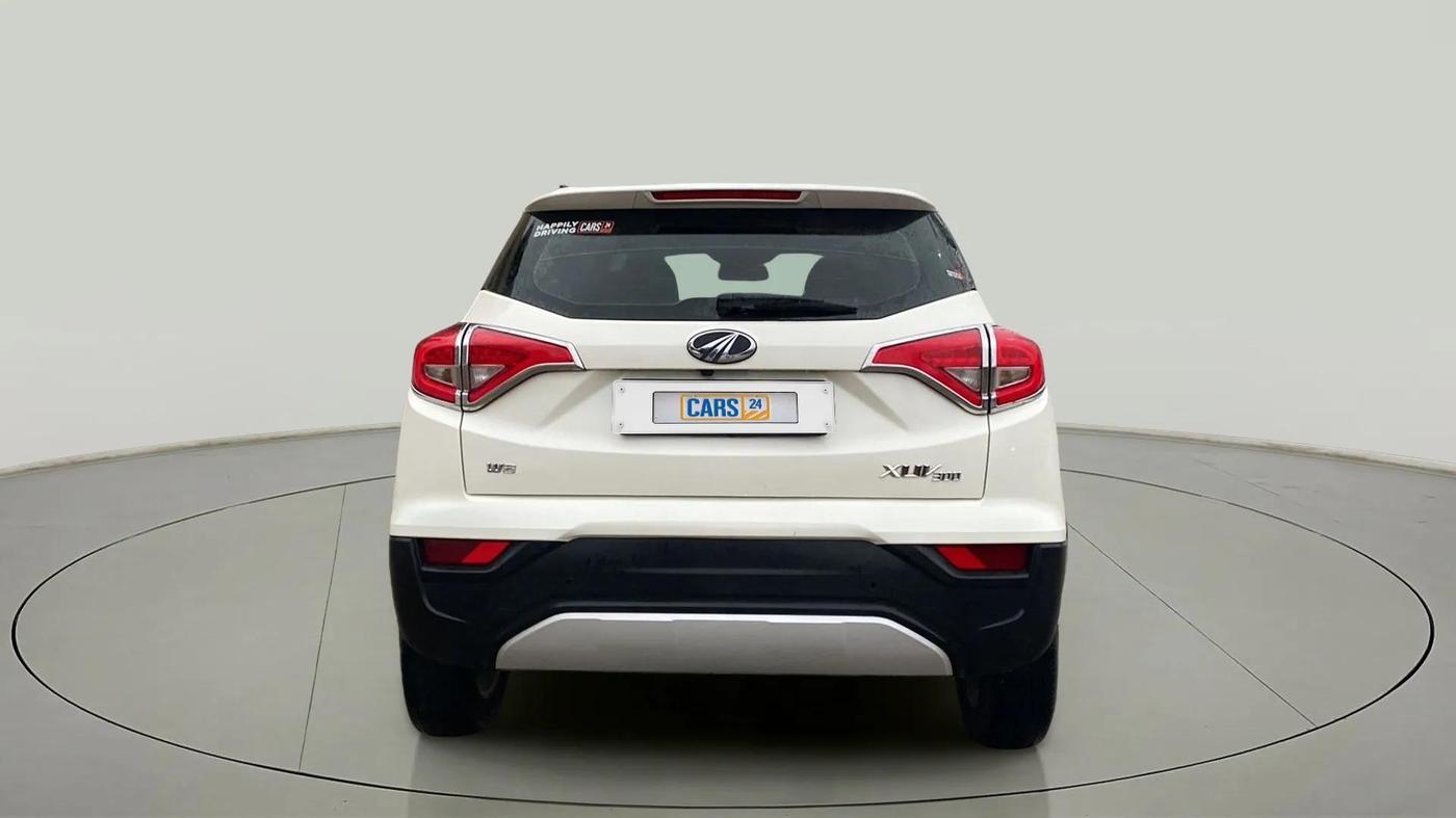 2022 Mahindra XUV300 W8 1.5 DIESEL, Diesel, Manual, 59,673 km, Back/Rear