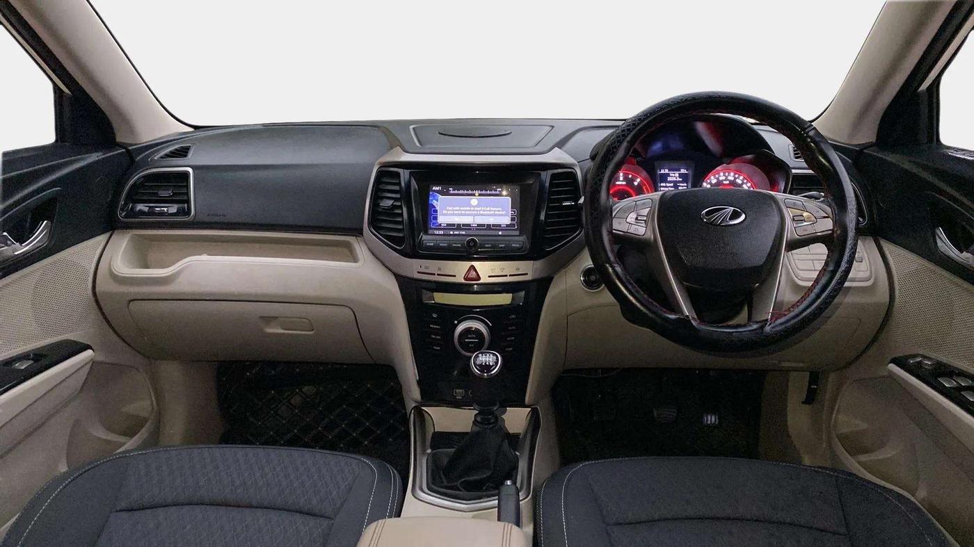 2022 Mahindra XUV300 W8 1.5 DIESEL, Diesel, Manual, 59,673 km, Dashboard