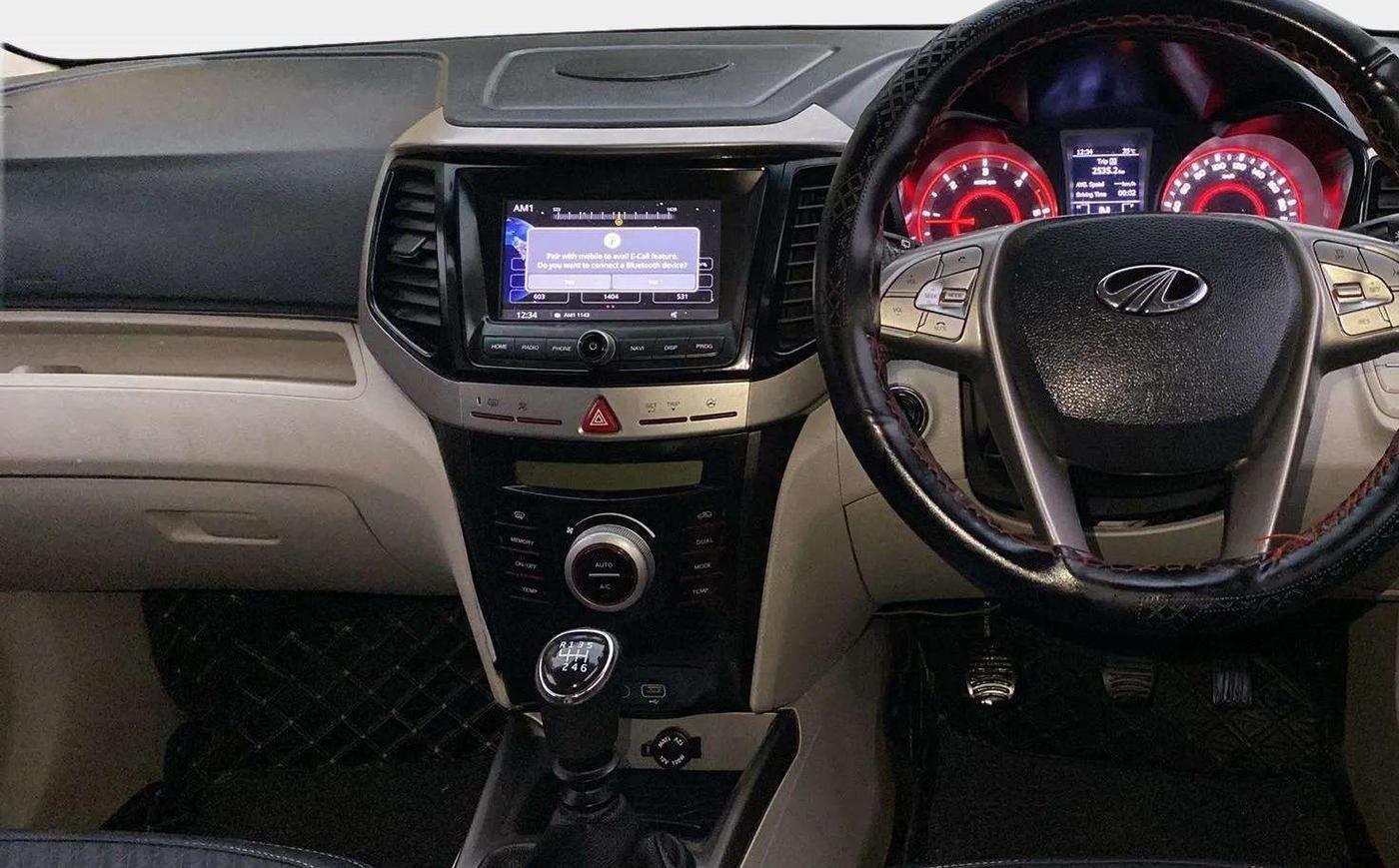 2022 Mahindra XUV300 W8 1.5 DIESEL, Diesel, Manual, 59,673 km, Air Conditioner