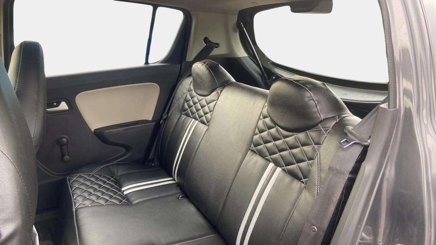 2020 Maruti Alto LXI, Petrol, Manual, 40,127 km, Right Side Rear Door Cabin