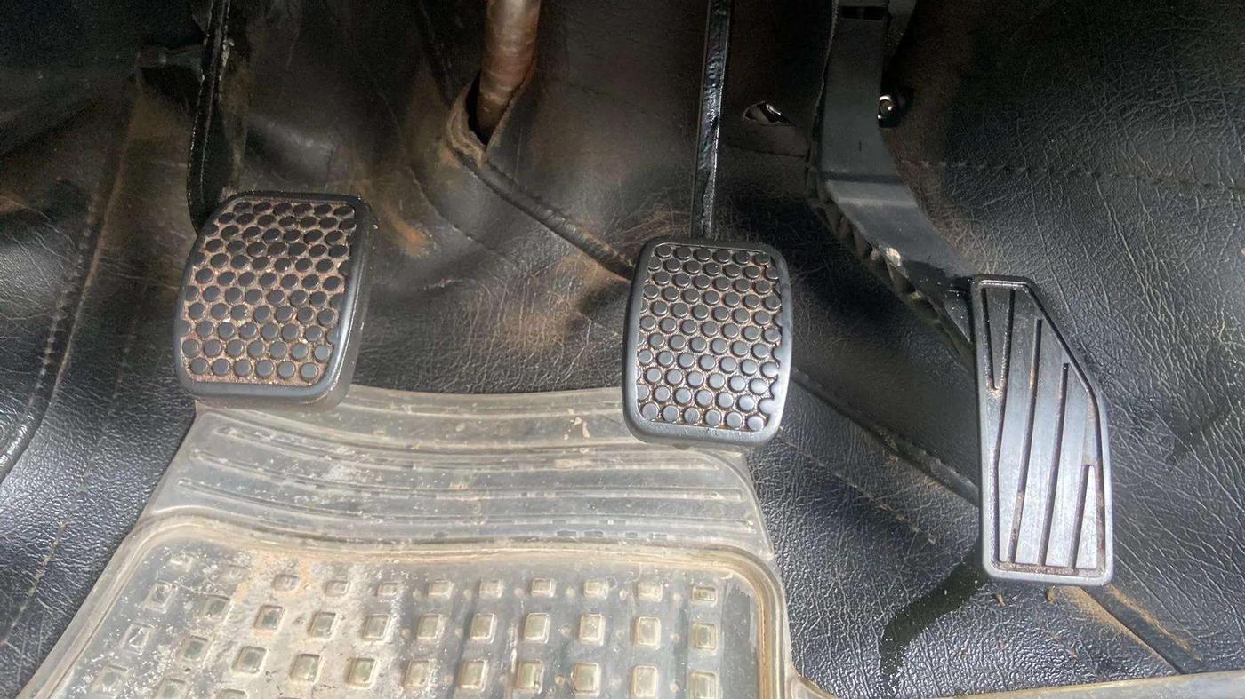2020 Maruti Alto LXI, Petrol, Manual, 40,127 km, Pedals