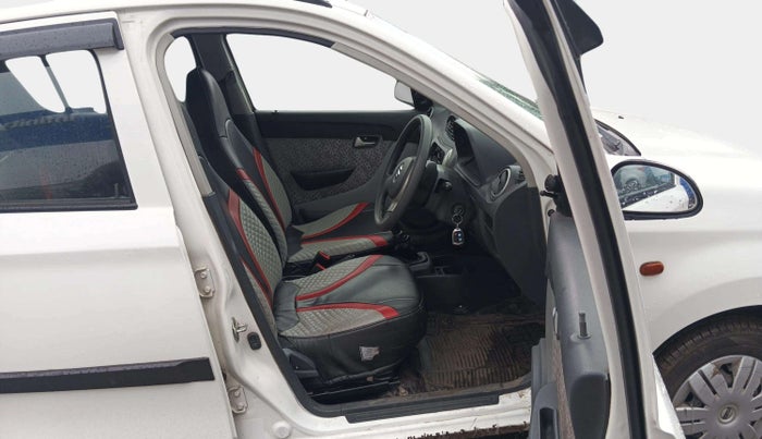 2017 Maruti Alto 800 LXI, Petrol, Manual, 65,719 km, Right Side Front Door Cabin