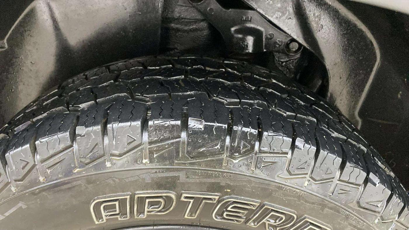2020 Tata Harrier XZA PLUS 2.0L DARK EDITION, Diesel, Automatic, 1,43,558 km, Right Rear Tyre Tread