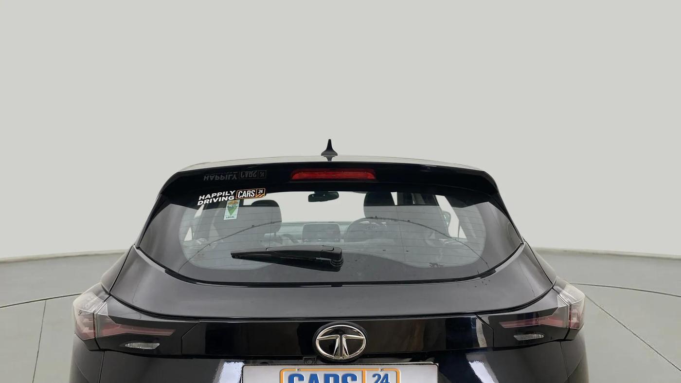 2020 Tata Harrier XZA PLUS 2.0L DARK EDITION, Diesel, Automatic, 1,43,558 km, Rear Windshield