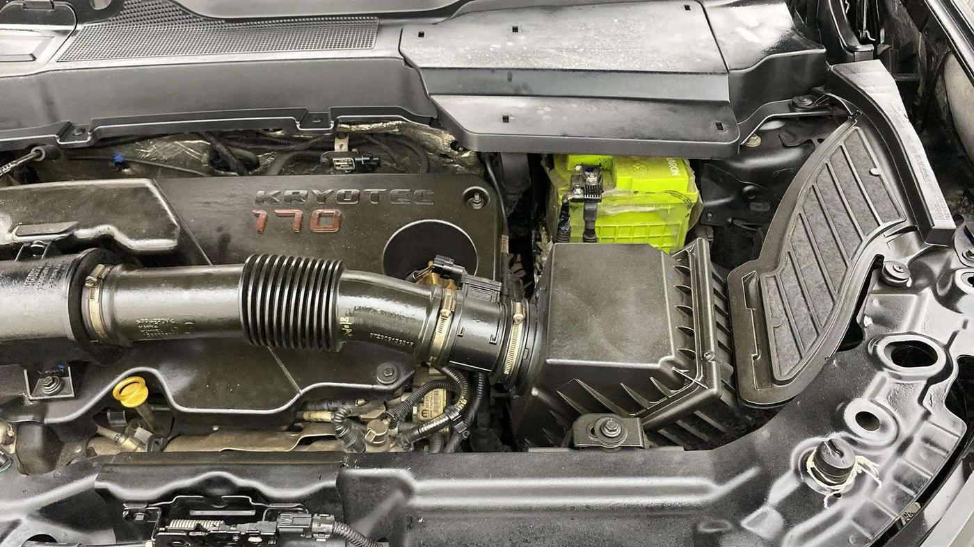 2020 Tata Harrier XZA PLUS 2.0L DARK EDITION, Diesel, Automatic, 1,43,558 km, Engine View - Right