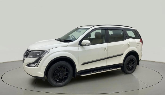 2019 Mahindra XUV500 W7, Diesel, Manual, 71,676 km, Left Front Diagonal