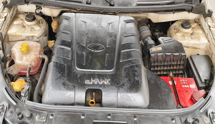 2019 Mahindra XUV500 W7, Diesel, Manual, 71,676 km, Engine View