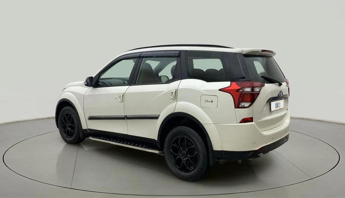 2019 Mahindra XUV500 W7, Diesel, Manual, 71,676 km, Left Back Diagonal