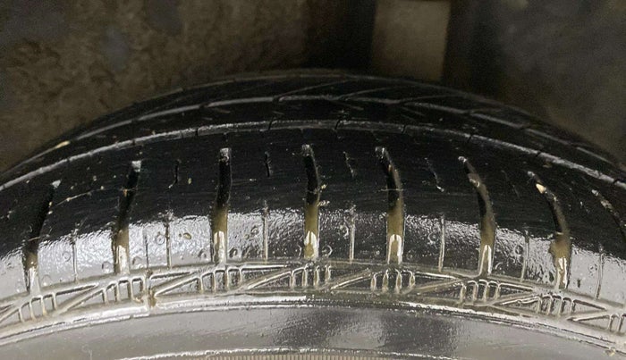 2012 Volkswagen Polo COMFORTLINE 1.2L PETROL, Petrol, Manual, 66,738 km, Left Rear Tyre Tread