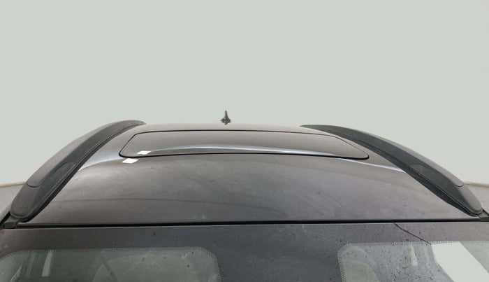 2022 Tata NEXON XZ PLUS PETROL KAZIRANGA, Petrol, Manual, 33,274 km, Moonroof/ Sunroof