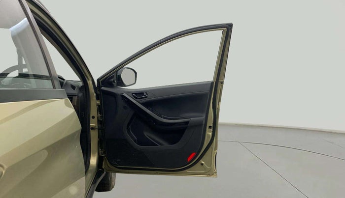 2022 Tata NEXON XZ PLUS PETROL KAZIRANGA, Petrol, Manual, 33,274 km, RHS Front Door