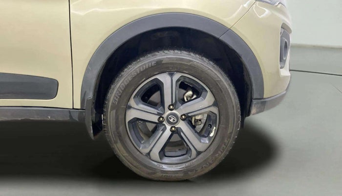 2022 Tata NEXON XZ PLUS PETROL KAZIRANGA, Petrol, Manual, 33,274 km, Right Front Wheel