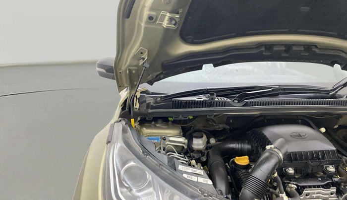 2022 Tata NEXON XZ PLUS PETROL KAZIRANGA, Petrol, Manual, 33,274 km, Engine View - Right