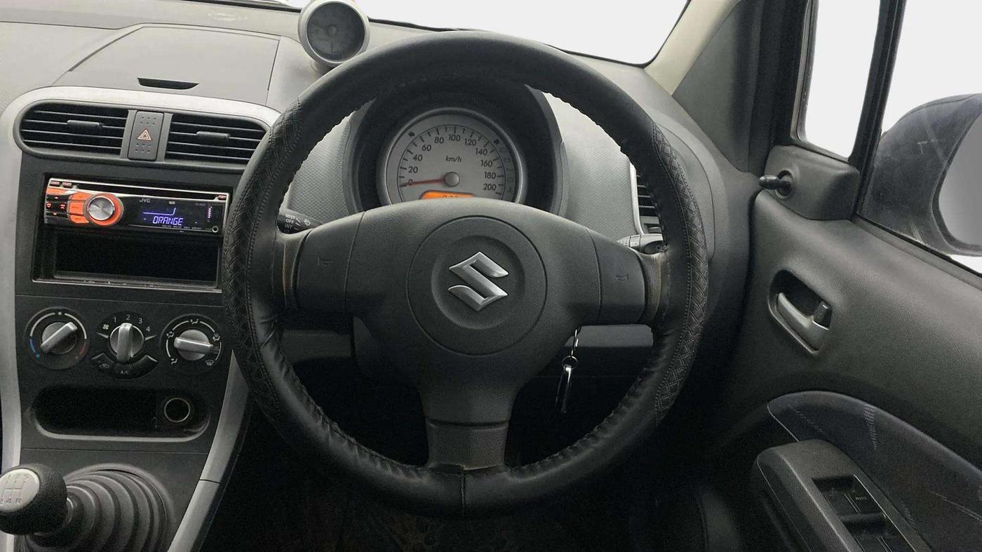 2012 Maruti Ritz VXI, Petrol, Manual, 88,120 km, Steering Wheel Close Up