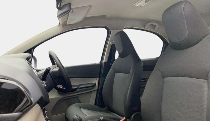 2018 Tata Tiago XT PETROL, Petrol, Manual, 55,609 km, Right Side Front Door Cabin