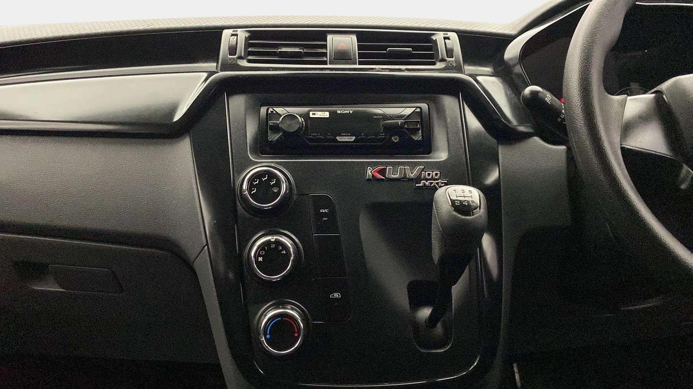 2018 Mahindra KUV 100 NXT K2 P 6 STR, Petrol, Manual, 36,285 km, Air Conditioner