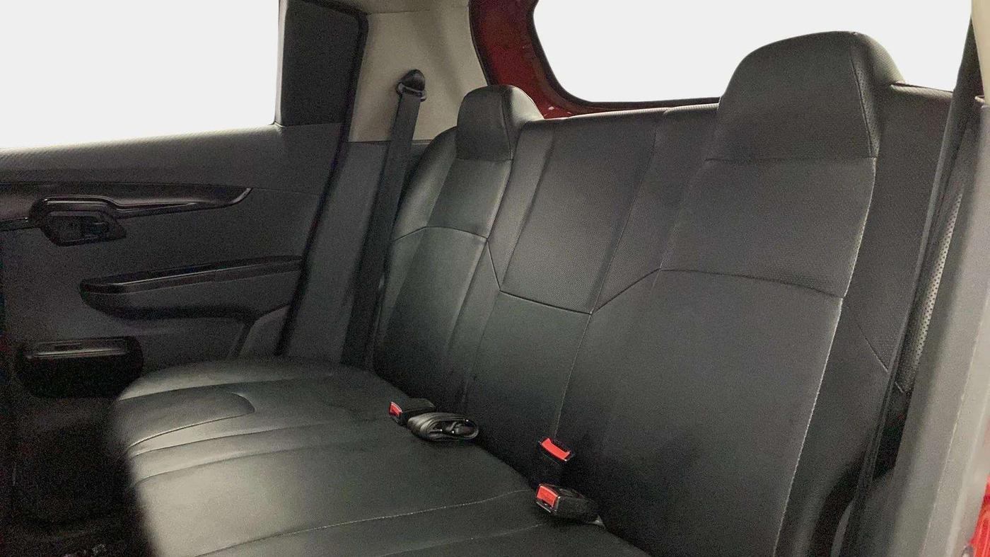 2018 Mahindra KUV 100 NXT K2 P 6 STR, Petrol, Manual, 36,285 km, Right Side Rear Door Cabin