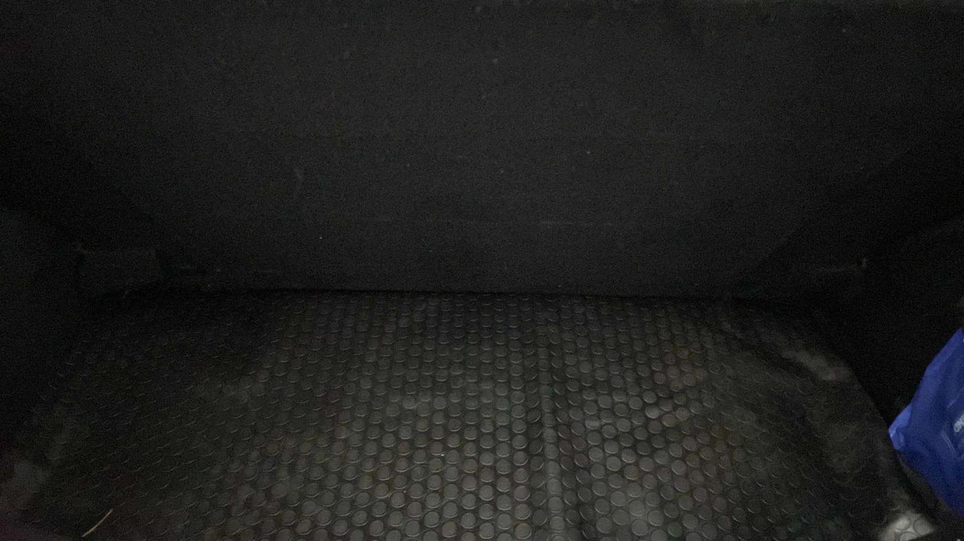 2018 Mahindra KUV 100 NXT K2 P 6 STR, Petrol, Manual, 36,285 km, Boot Inside