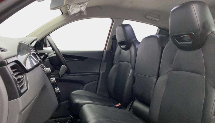 2018 Mahindra KUV 100 NXT K2 P 6 STR, Petrol, Manual, 36,285 km, Right Side Front Door Cabin