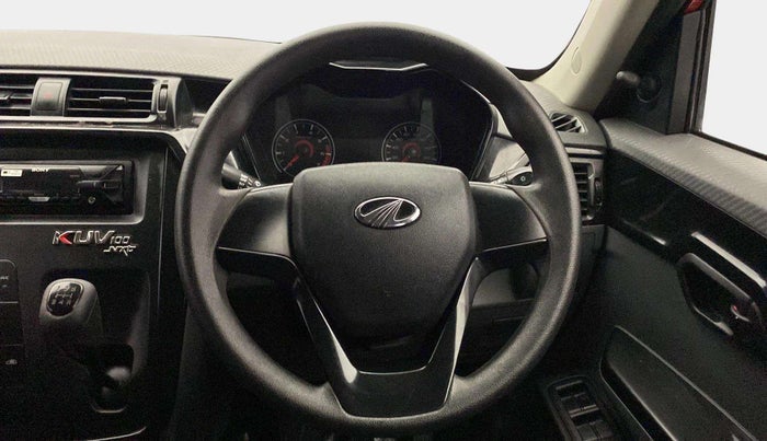 2018 Mahindra KUV 100 NXT K2 P 6 STR, Petrol, Manual, 36,285 km, Steering Wheel Close Up