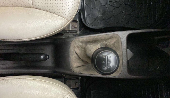 2018 Hyundai Eon ERA +, Petrol, Manual, 67,590 km, Gear Lever
