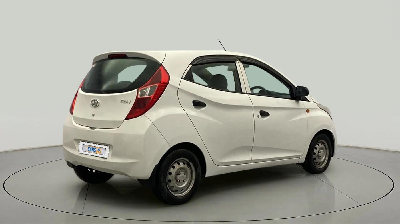 2018 Hyundai Eon ERA +, Petrol, Manual, 67,590 km, Right Back Diagonal