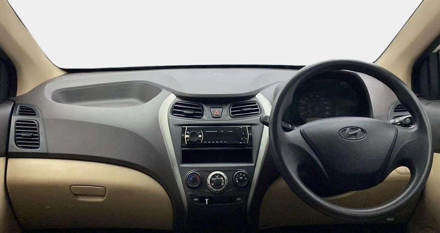 2018 Hyundai Eon ERA +, Petrol, Manual, 67,590 km, Dashboard