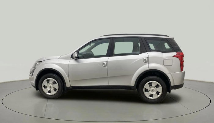 2016 Mahindra XUV500 W6, Diesel, Manual, 71,580 km, Left Side