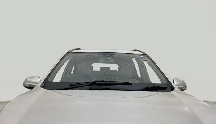 2016 Mahindra XUV500 W6, Diesel, Manual, 71,580 km, Front Windshield