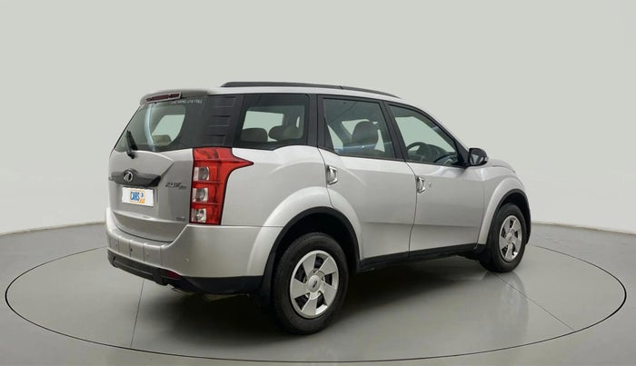 2016 Mahindra XUV500 W6, Diesel, Manual, 71,580 km, Right Back Diagonal
