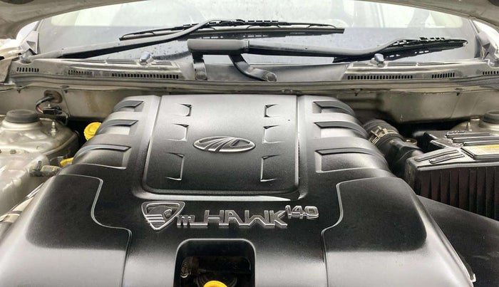2016 Mahindra XUV500 W6, Diesel, Manual, 71,580 km, Engine View