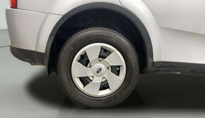 2016 Mahindra XUV500 W6, Diesel, Manual, 71,580 km, Right Rear Wheel