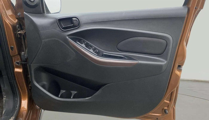 2020 Ford FREESTYLE TITANIUM PLUS 1.2 PETROL, Petrol, Manual, 40,473 km, Driver Side Door Panels Control