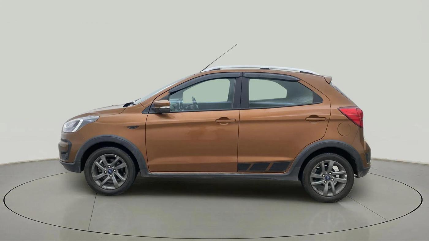 2020 Ford FREESTYLE TITANIUM PLUS 1.2 PETROL, Petrol, Manual, 40,473 km, Left Side