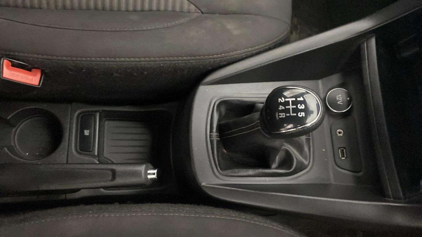 2020 Ford FREESTYLE TITANIUM PLUS 1.2 PETROL, Petrol, Manual, 40,473 km, Gear Lever