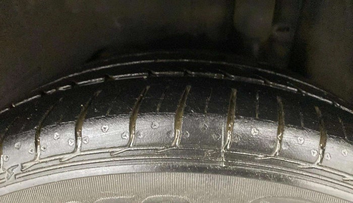 2020 Ford FREESTYLE TITANIUM PLUS 1.2 PETROL, Petrol, Manual, 40,473 km, Left Rear Tyre Tread