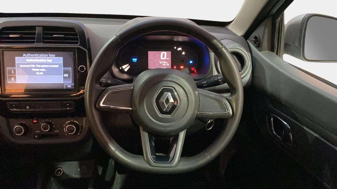 2020 Renault Kwid RXT 1.0 (O), Petrol, Manual, 76,401 km, Steering Wheel Close Up