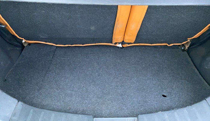 2017 Maruti Wagon R 1.0 VXI, Petrol, Manual, 23,415 km, Boot Inside