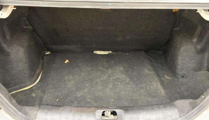 2014 Maruti Swift Dzire VXI, Petrol, Manual, 79,604 km, Boot Open Zoomed View